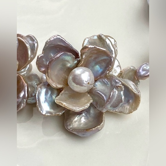 N290-Premium RARE Natural Blue Petal Pearl Blue Flameball Pearl Flower Necklace - Picture 10 of 16